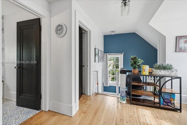 2533 SW 5th St, Miami, FL 33135