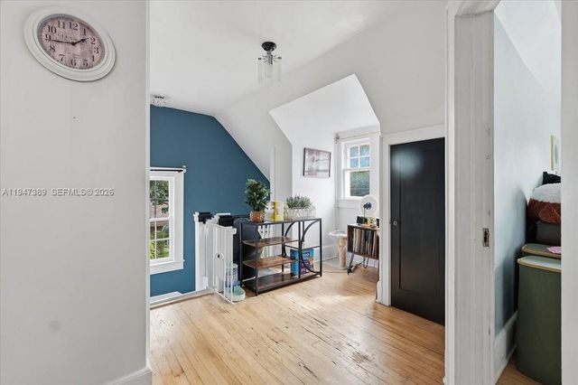 2533 SW 5th St, Miami, FL 33135