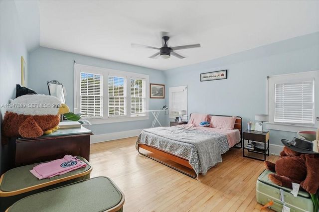 2533 SW 5th St, Miami, FL 33135