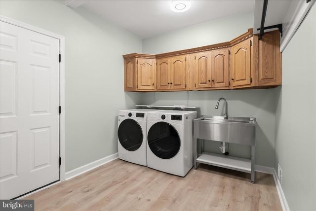 1809 KINGS FOREST TRL, Mount Airy, MD 21771