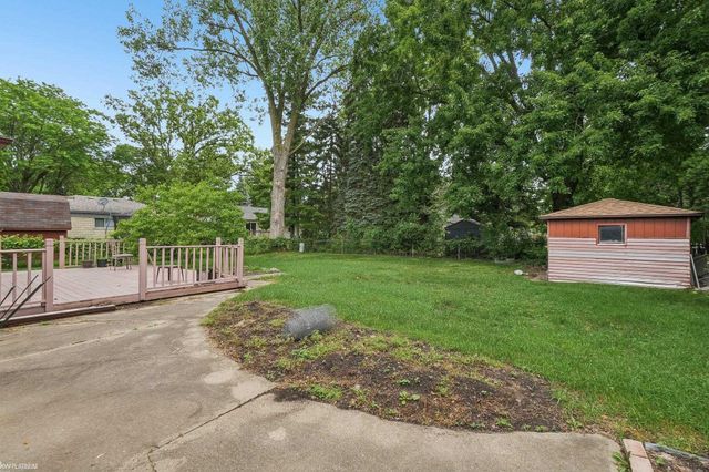 37266 Tamarack Drive, Sterling Heights, MI 48310
