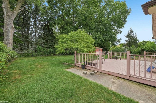 37266 Tamarack Drive, Sterling Heights, MI 48310