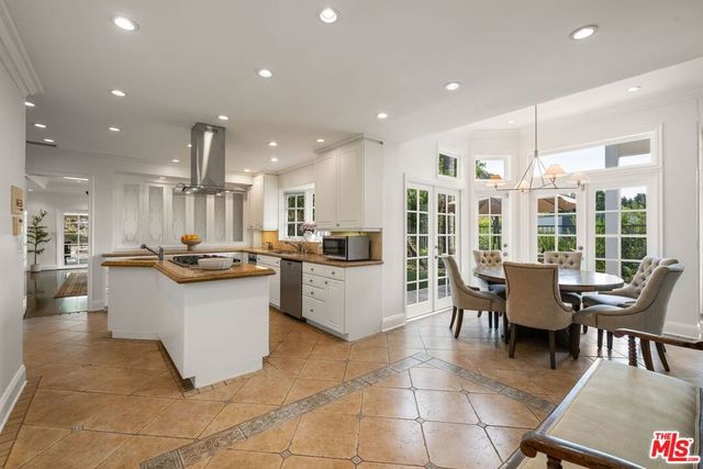 9023 Alto Cedro Drive, Beverly Hills, CA 90210