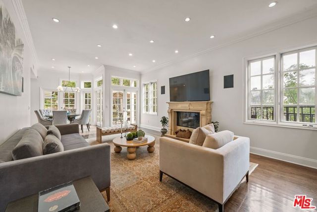 9023 Alto Cedro Drive, Beverly Hills, CA 90210