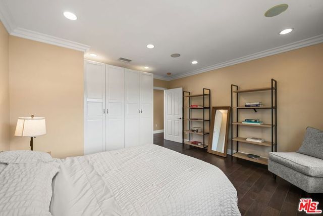 9023 Alto Cedro Drive, Beverly Hills, CA 90210