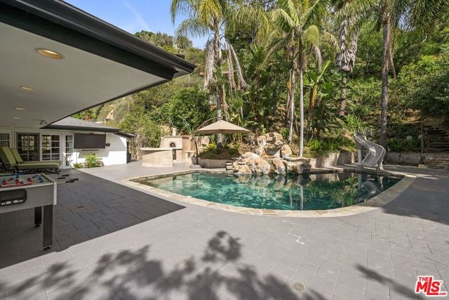 9023 Alto Cedro Drive, Beverly Hills, CA 90210