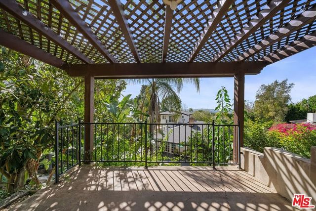 9023 Alto Cedro Drive, Beverly Hills, CA 90210