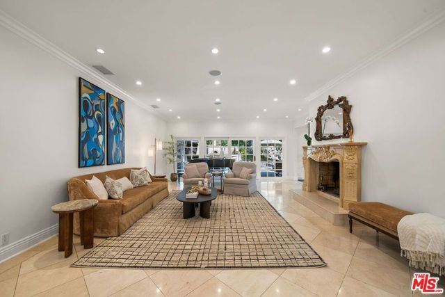 9023 Alto Cedro Drive, Beverly Hills, CA 90210