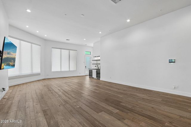 8645 E Wood Drive, Scottsdale, AZ 85260