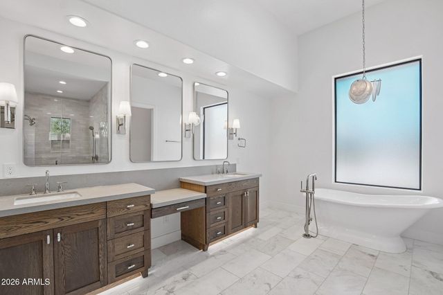8645 E Wood Drive, Scottsdale, AZ 85260