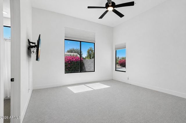 8645 E Wood Drive, Scottsdale, AZ 85260