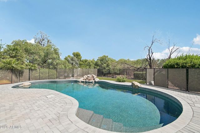 8645 E Wood Drive, Scottsdale, AZ 85260