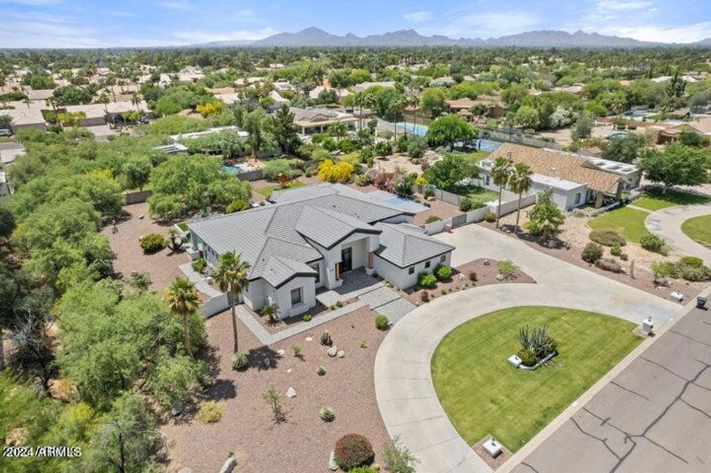 8645 E Wood Drive, Scottsdale, AZ 85260 — photo 2