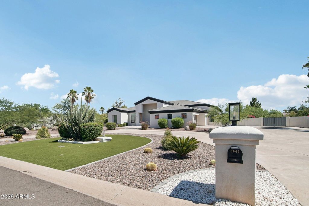 8645 E Wood Drive, Scottsdale, AZ 85260 — photo 5
