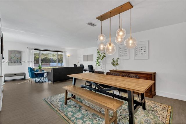 8100 SW 92nd Ct, Miami, FL 33173