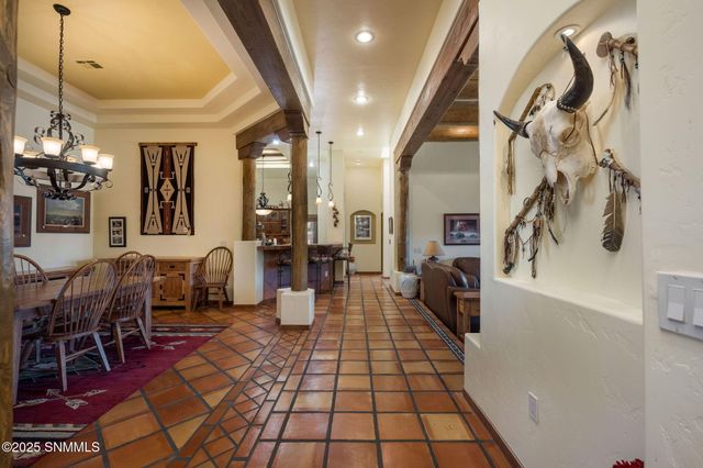 6145 Luna De Oro, Las Cruces, NM 88011