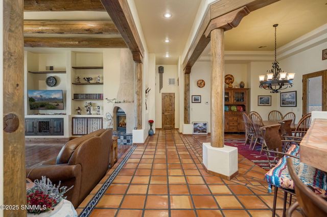 6145 Luna De Oro, Las Cruces, NM 88011