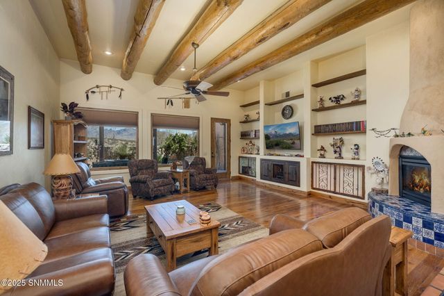 6145 Luna De Oro, Las Cruces, NM 88011