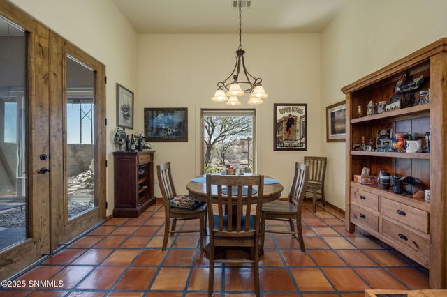 6145 Luna De Oro, Las Cruces, NM 88011