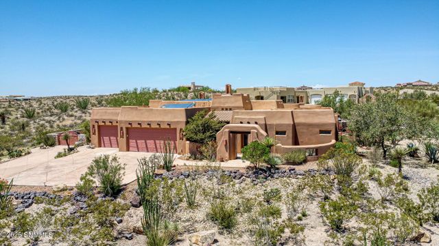 6145 Luna De Oro, Las Cruces, NM 88011