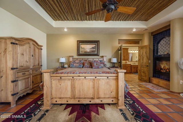 6145 Luna De Oro, Las Cruces, NM 88011