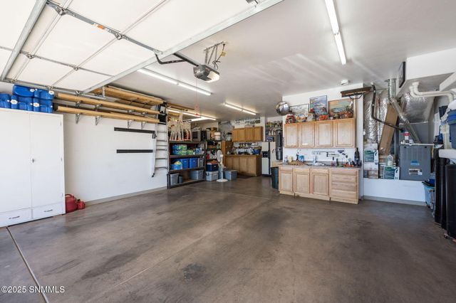 6145 Luna De Oro, Las Cruces, NM 88011