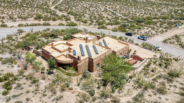 6145 Luna De Oro, Las Cruces, NM 88011