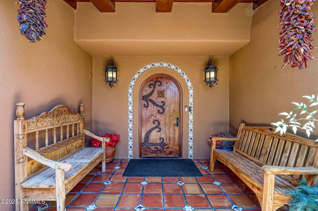 6145 Luna De Oro, Las Cruces, NM 88011