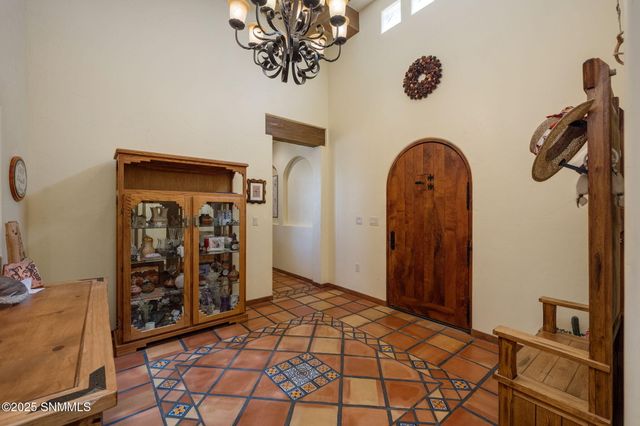 6145 Luna De Oro, Las Cruces, NM 88011