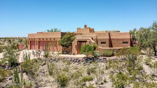 6145 Luna De Oro, Las Cruces, NM 88011