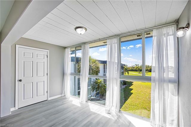 1740 Pine Valley DR 313, Fort Myers, FL 33907