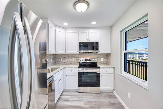1740 Pine Valley DR 313, Fort Myers, FL 33907