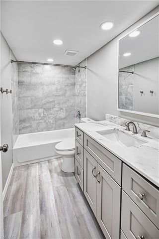 1740 Pine Valley DR 313, Fort Myers, FL 33907