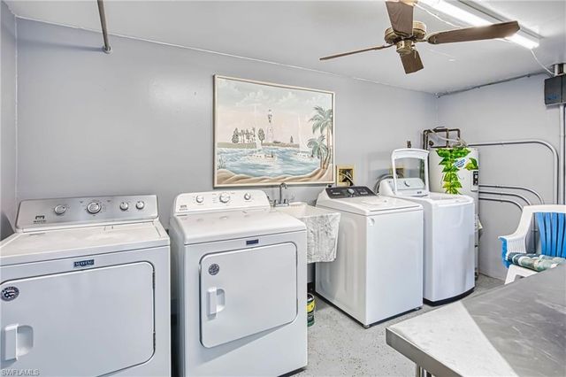 1740 Pine Valley DR 313, Fort Myers, FL 33907