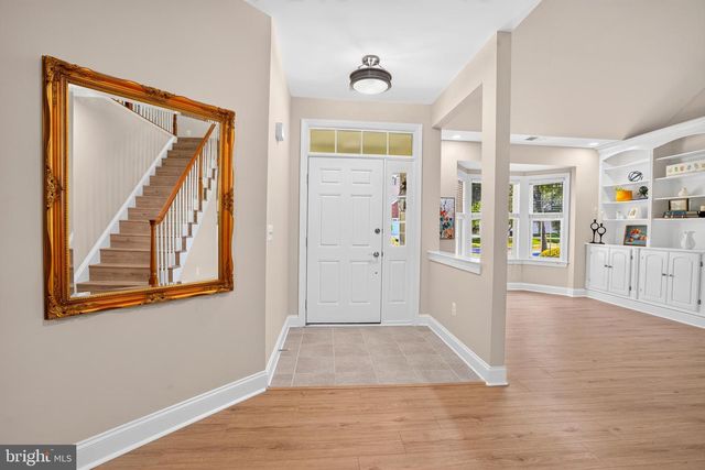 5134 CURRAN CREEK DR, Haymarket, VA 20169