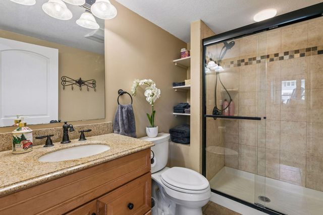 11304 19th Avenue S, Burnsville, MN 55337