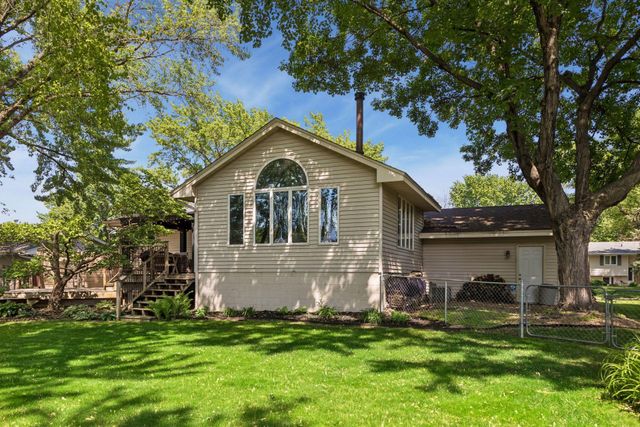 11304 19th Avenue S, Burnsville, MN 55337