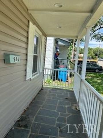 946 NW Kellogg Avenue, Roanoke, VA 24012