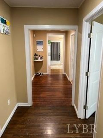 946 NW Kellogg Avenue, Roanoke, VA 24012