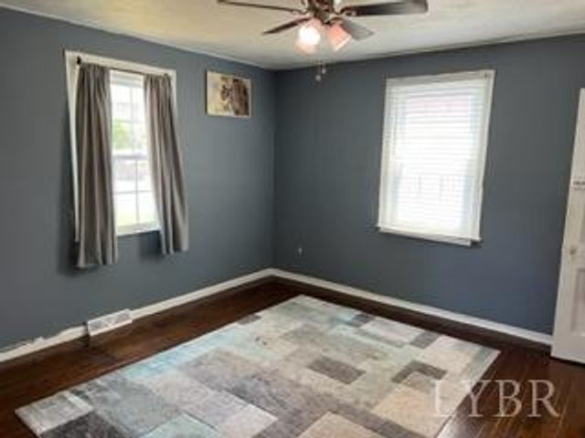 946 NW Kellogg Avenue, Roanoke, VA 24012
