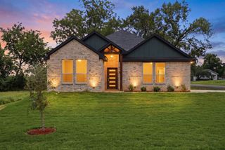 201 E Freeman Street, Ennis, TX 75119