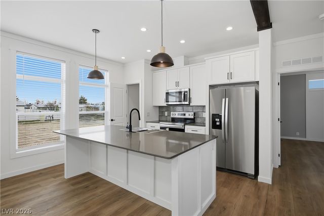 5621 Saddletree Road, Pahrump, NV 89061