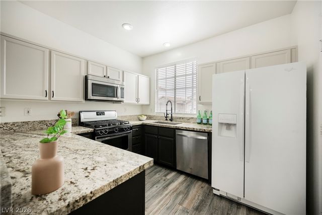 1080 Sweeping Ivy Court, Las Vegas, NV 89183