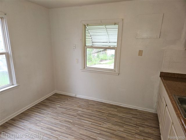 7341 Evergreen Avenue, Detroit, MI 48228