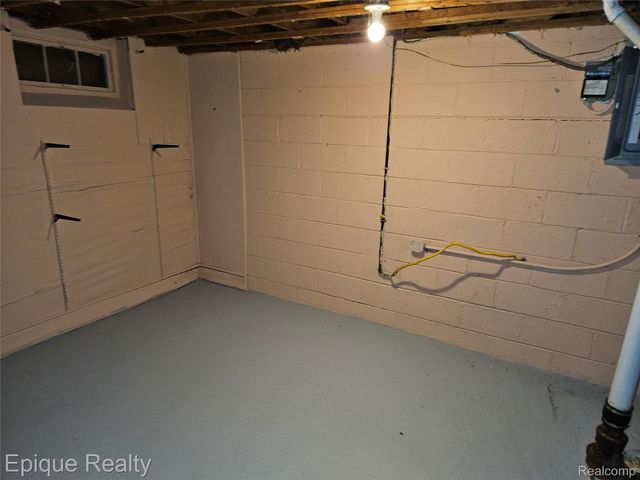 7341 Evergreen Avenue, Detroit, MI 48228