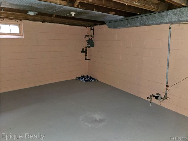 7341 Evergreen Avenue, Detroit, MI 48228