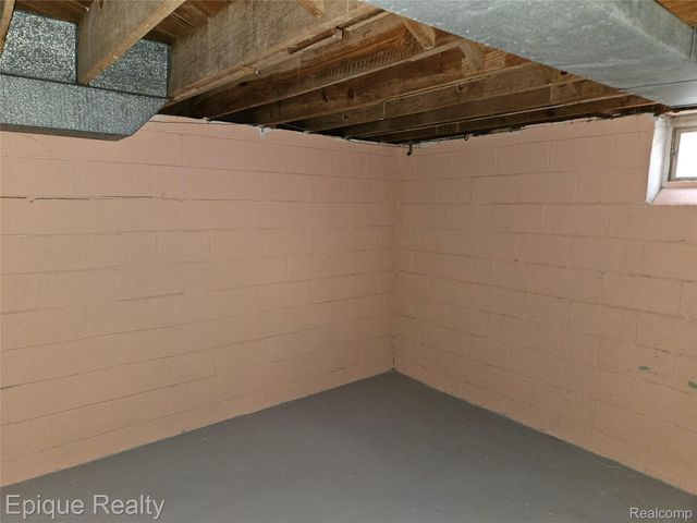 7341 Evergreen Avenue, Detroit, MI 48228
