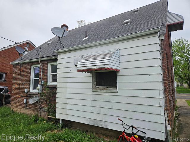 7341 Evergreen Avenue, Detroit, MI 48228