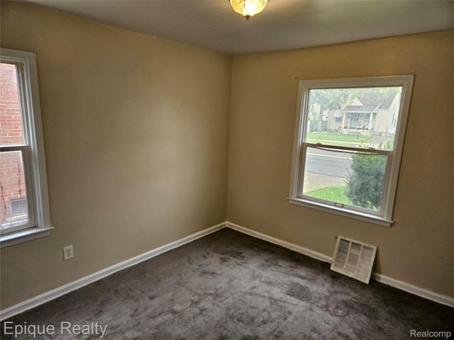 7341 Evergreen Avenue, Detroit, MI 48228