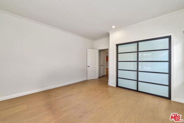 136 N Serrano Avenue, Los Angeles, CA 90004